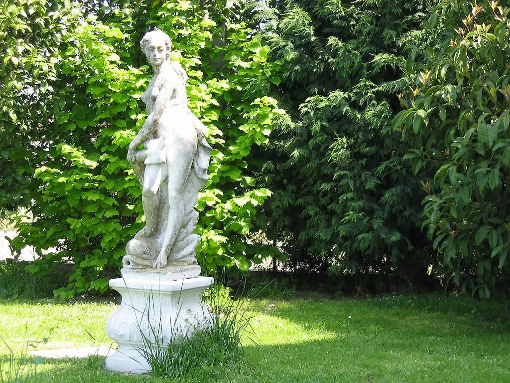 Residenza Serena Mirano Bed & Breakfast